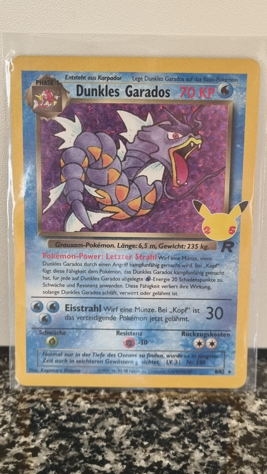 Dunkles Garados (Celebrations: Classic Collection #8) 🇨🇭🇩🇪 (Alt)