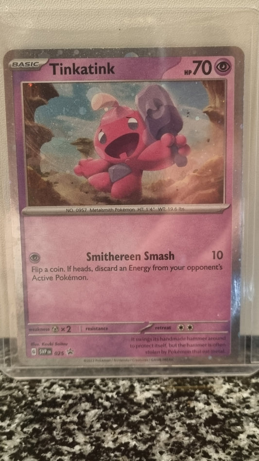 Tinkatink (Cosmo Holo) (SV Black Star Promos #25) 🇺🇸 (Alt)