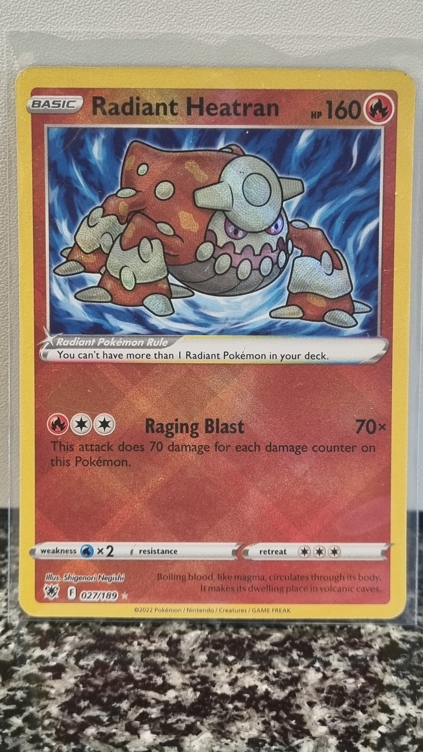 Radiant Heatran (Astral Radiance #27) 🇺🇸 (Alt)