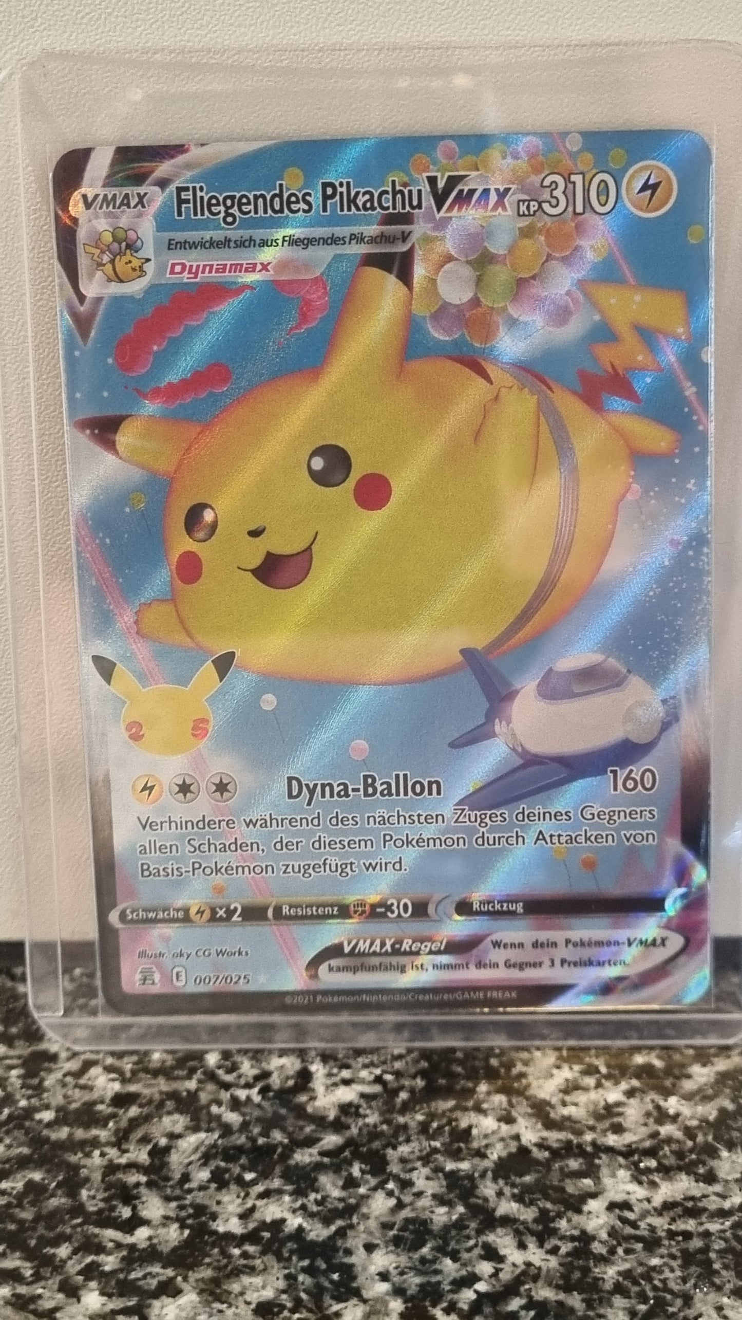 Fliegendes Pikachu VMAX (Celebrations #7) 🇨🇭🇩🇪 (Alt)