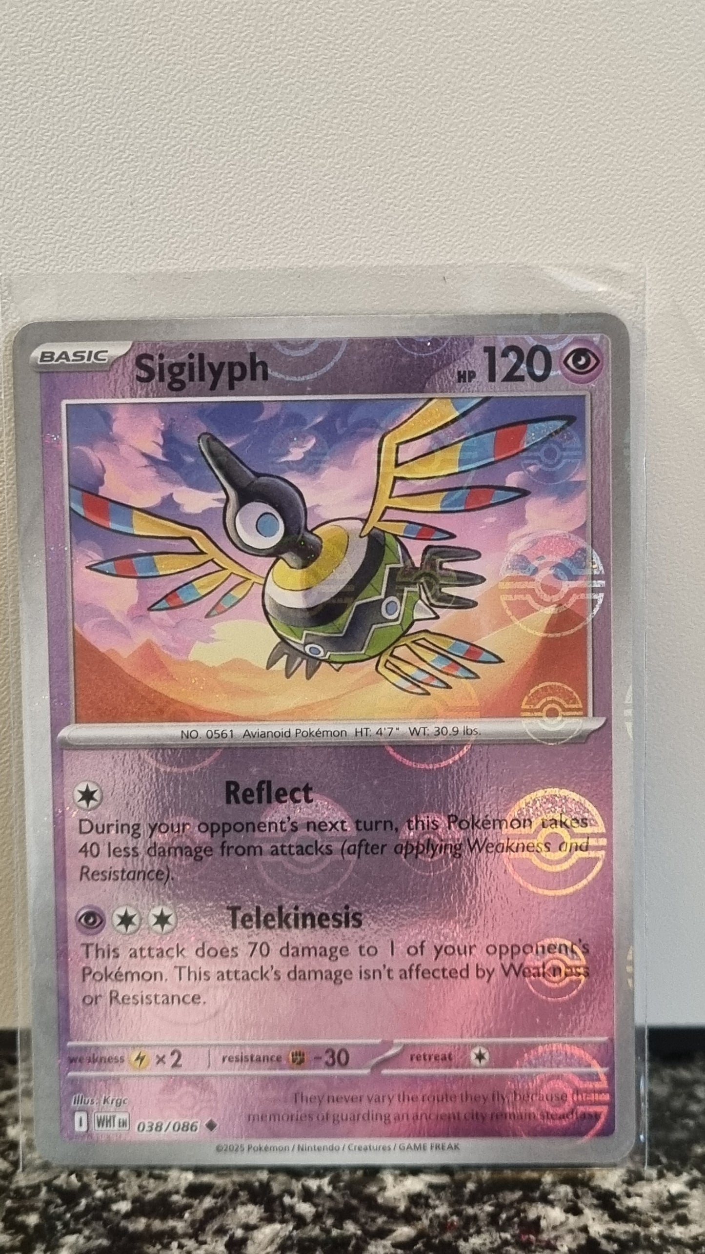 Sigilyph (Pokeball) (White Flare #38) 🇺🇸 (Alt)