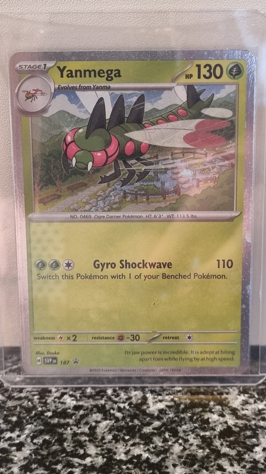 Yanmega (Cosmo Holo) (SV Black Star Promos #187) 🇺🇸 (Alt)