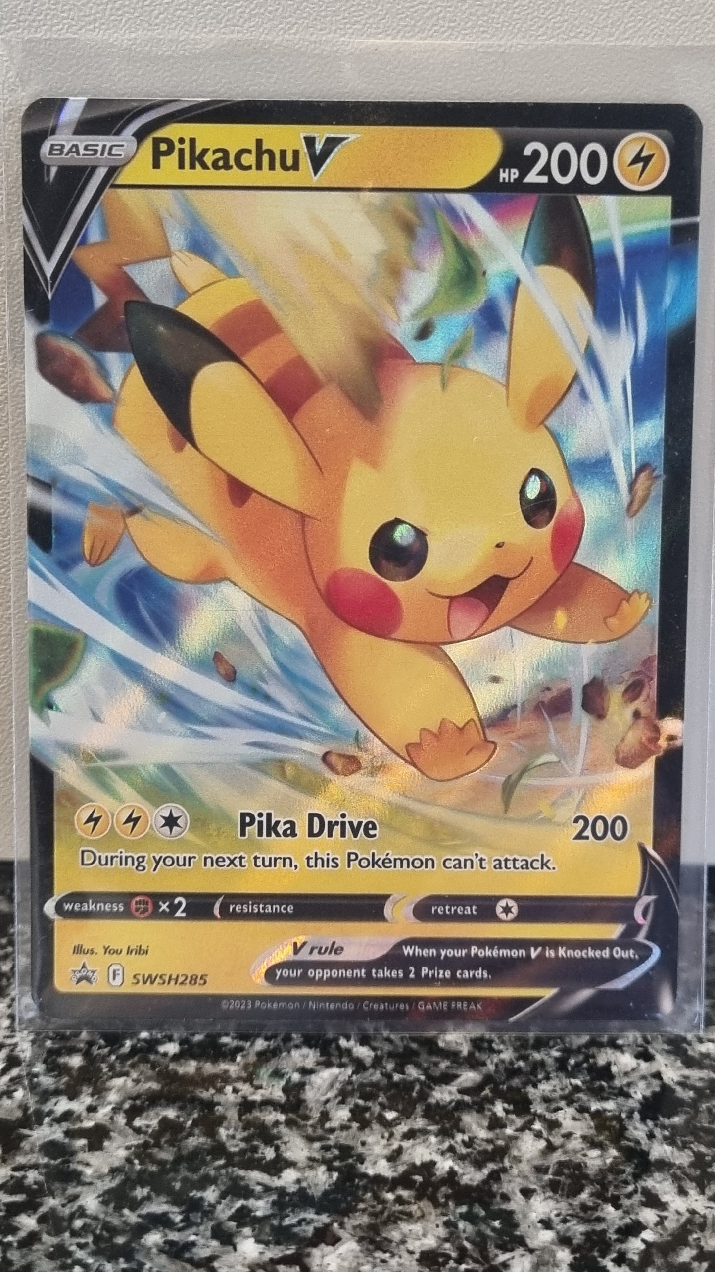 Pikachu V (SWSH Black Star Promos #285) 🇺🇸 (Alt)