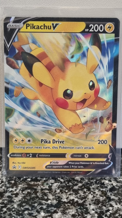 Pikachu V (SWSH Black Star Promos #285) 🇺🇸 (Alt)